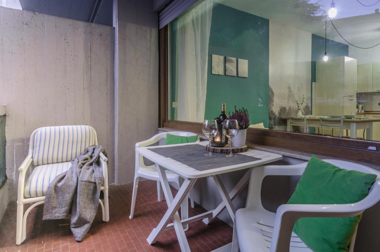 Interno 76 Di Tss' - Splendido Appartamento Con Balcone Tranquillo & Parcheggio Privato - Perfetto Per Famiglie Trento Kültér fotó